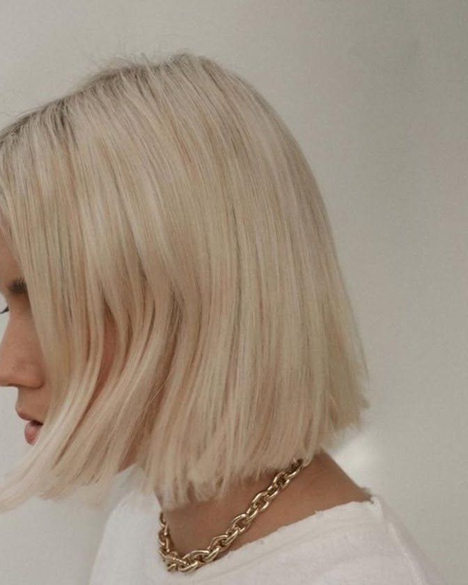 Great Lengths campaign model — the hair La Mue works with